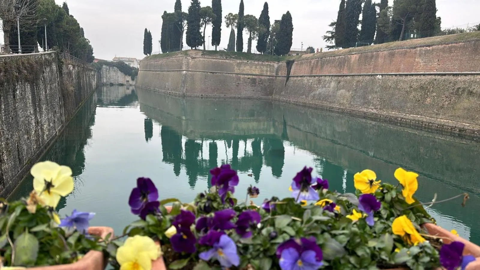 Residenza Giovanni Fronte Lago - Residence Garda Lago Peschiera del Garda