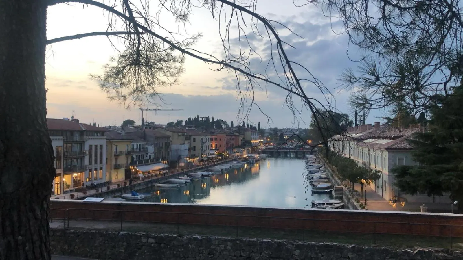 Residenza Giovanni Fronte Lago - Residence Garda Lago Peschiera del Garda 0*,