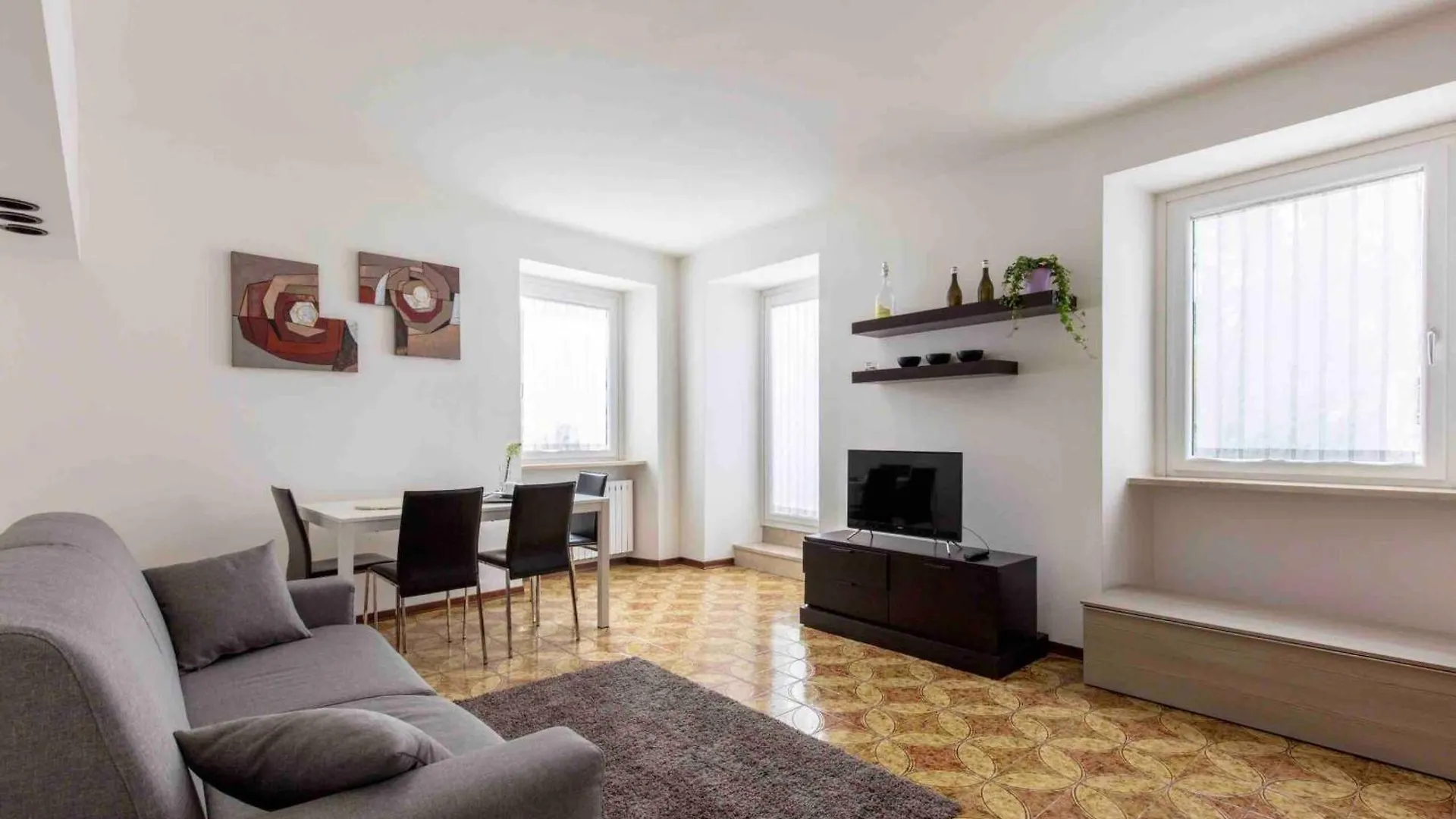 Residenza Giovanni Fronte Lago - Residence Garda Lago Peschiera del Garda