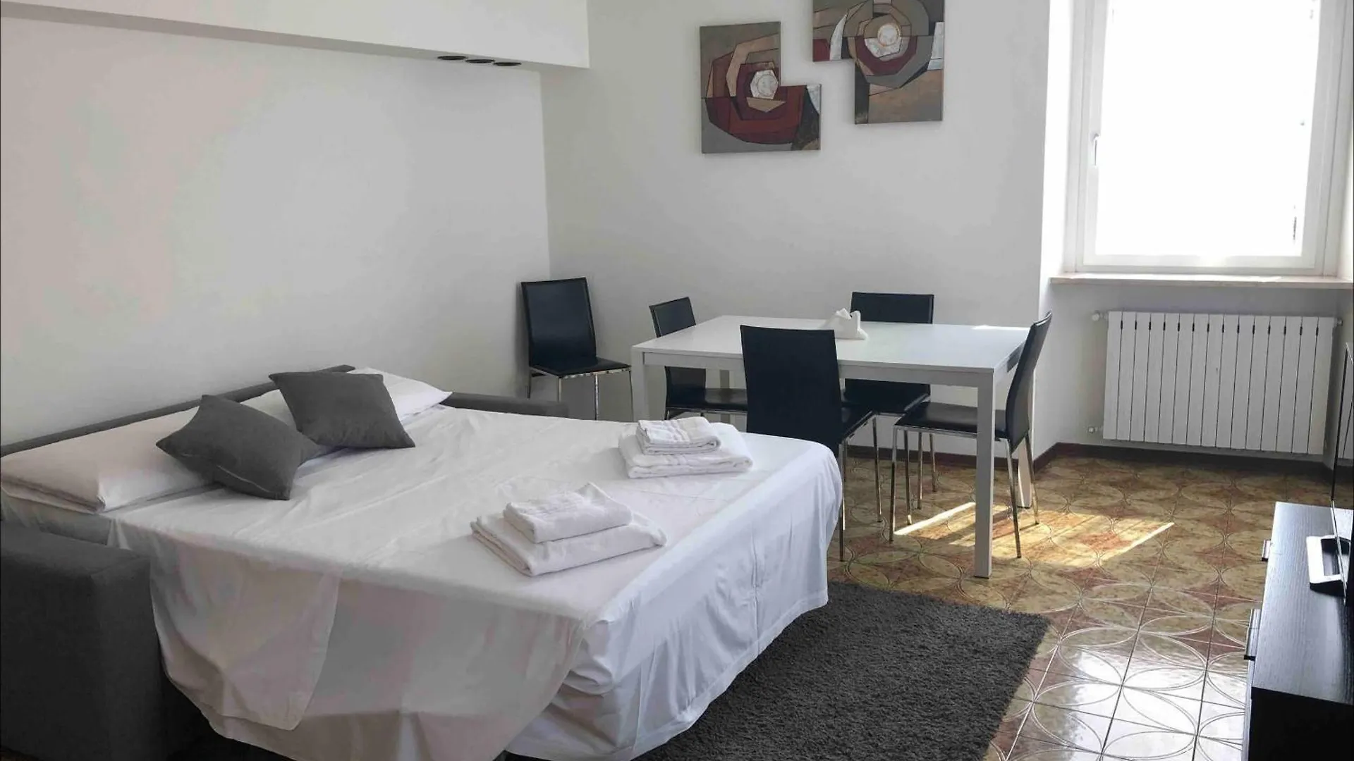 Apartment Residenza Giovanni Fronte Lago - Residence Garda Lago Peschiera del Garda