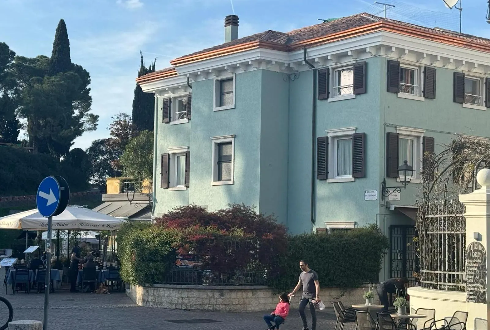 Residenza Giovanni Fronte Lago - Residence Garda Lago Peschiera del Garda